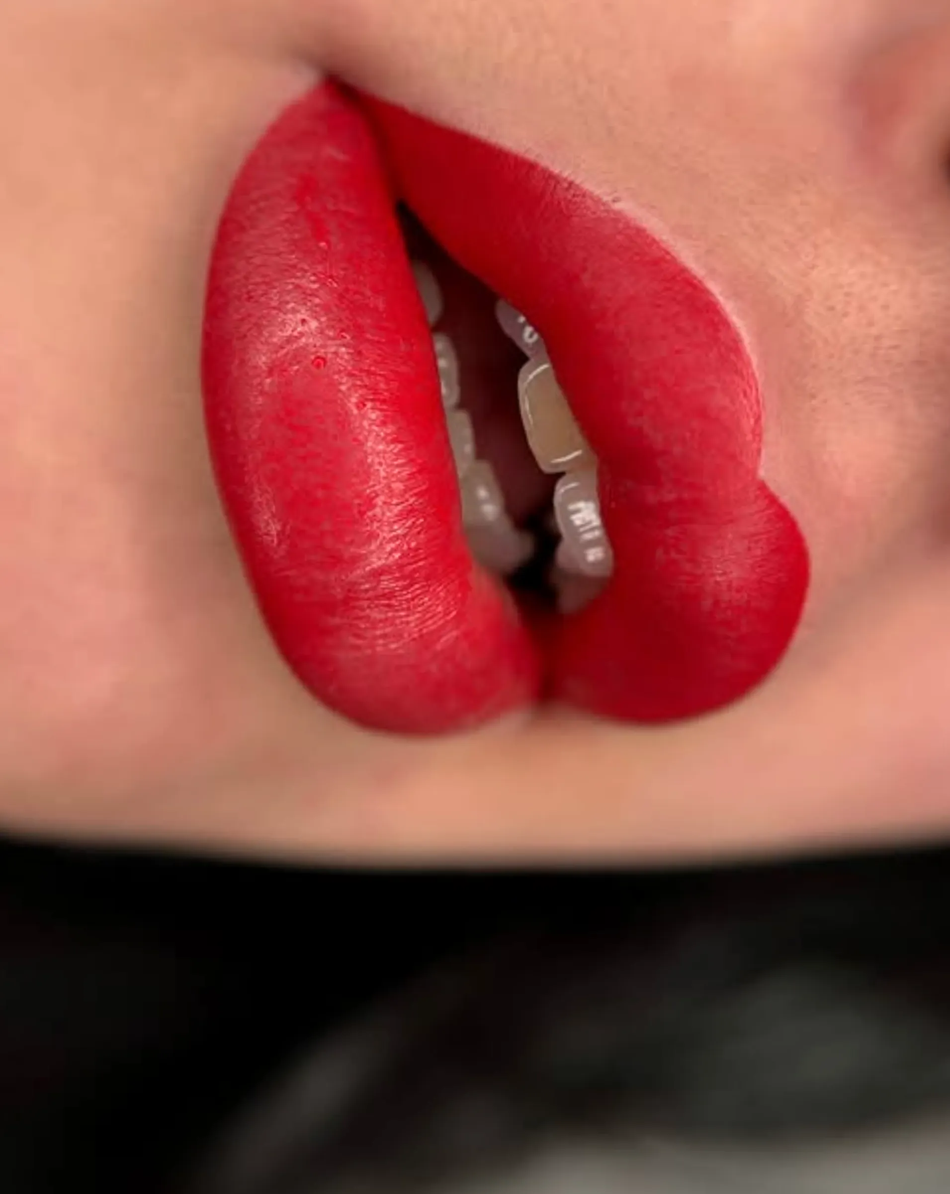 lip blush illusion of fullness