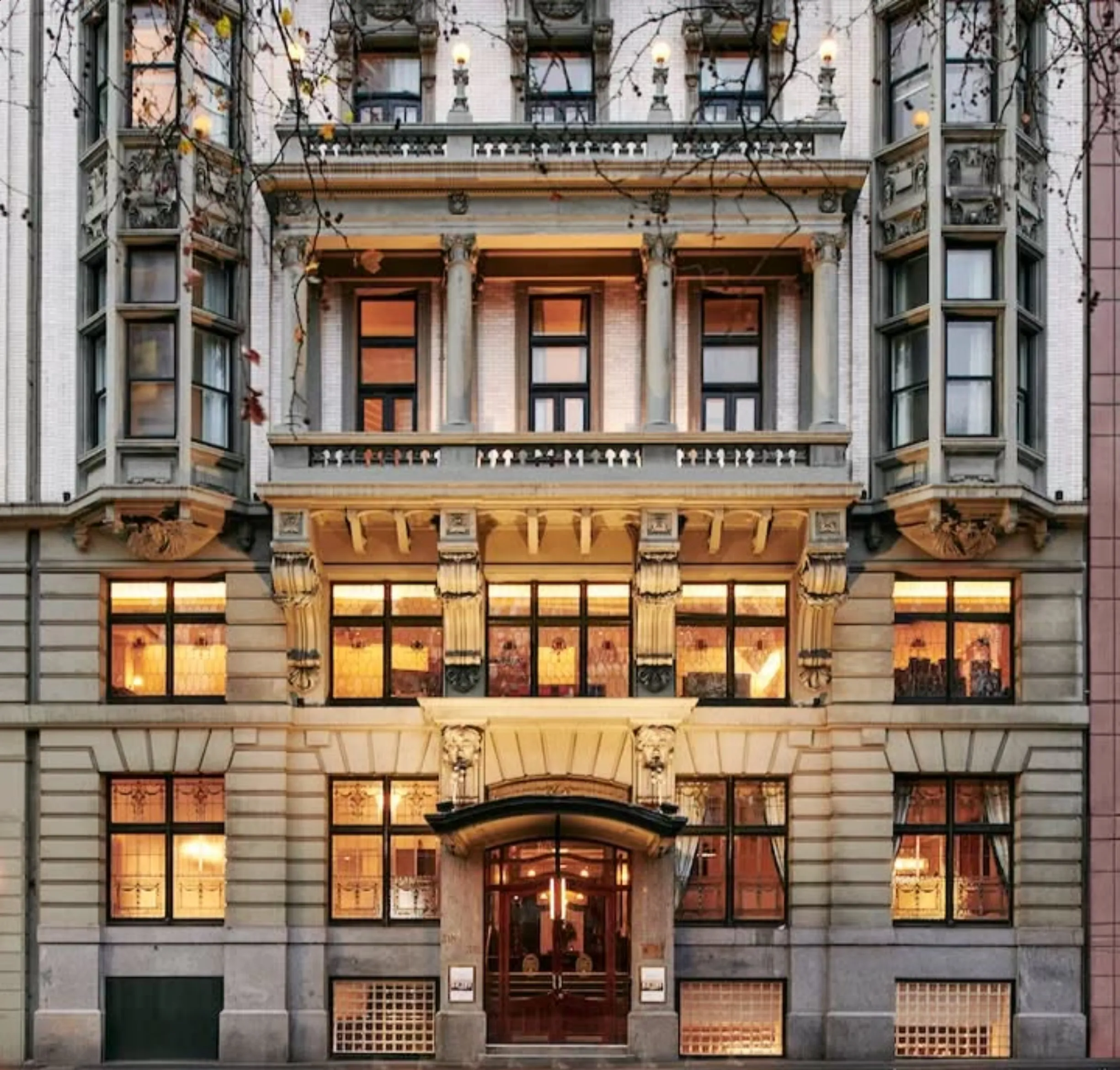 Rendezvous Melbourne